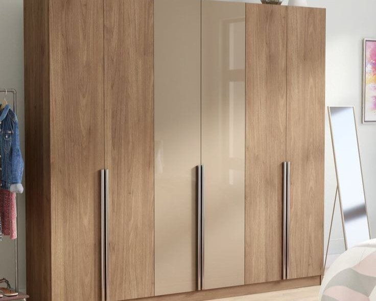 Wardrobe Designer in Bhubaneswar